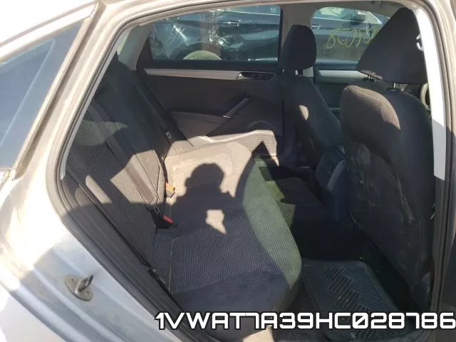 1VWAT7A39HC028786_6.webp