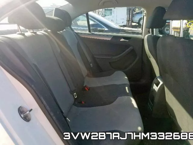 3VW2B7AJ7HM332686_6.webp