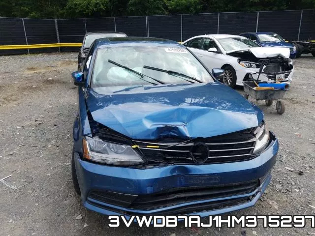 3VWDB7AJ1HM375297_9.webp