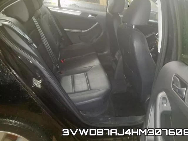 3VWDB7AJ4HM307608_6.webp