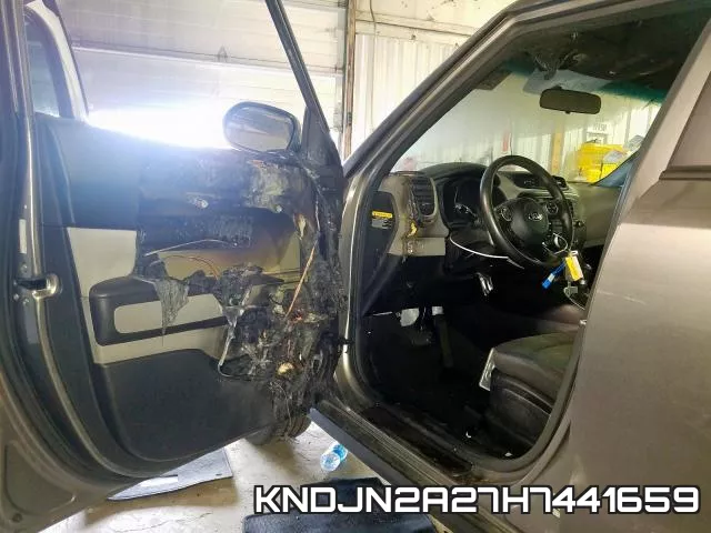 KNDJN2A27H7441659_9.webp