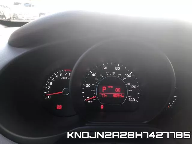 KNDJN2A28H7427785_8.webp