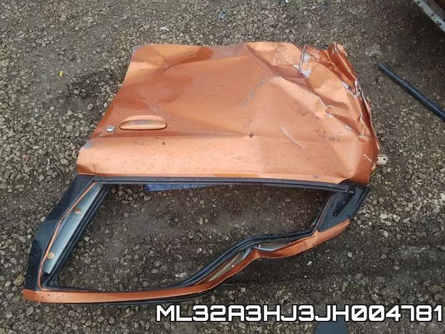 ML32A3HJ3JH004781_9.webp