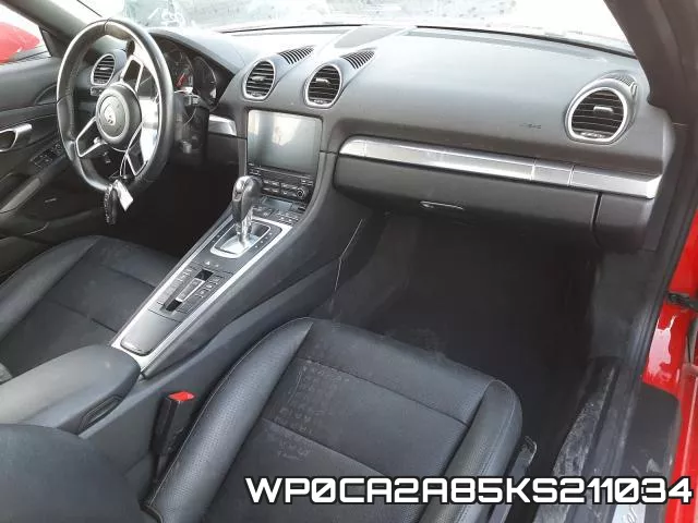 WP0CA2A85KS211034_9.webp