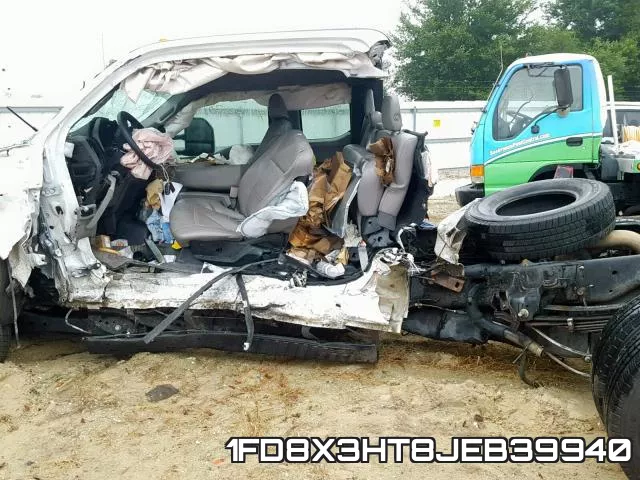 1FD8X3HT8JEB39940_10.webp