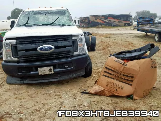 1FD8X3HT8JEB39940_9.webp