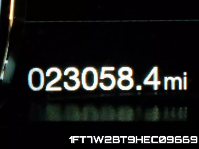 1FT7W2BT9HEC09669_8.webp
