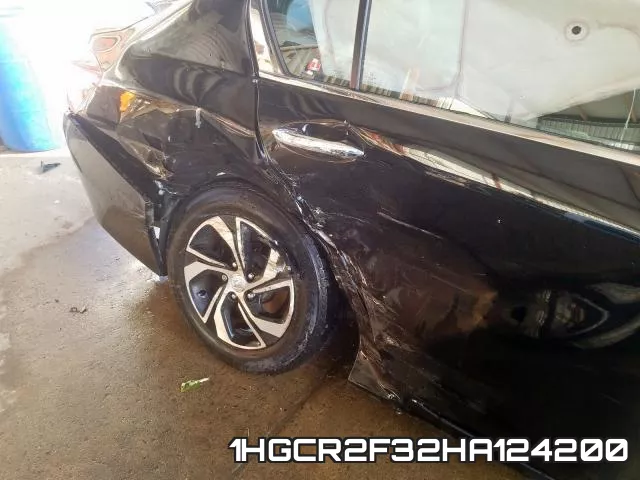 1HGCR2F32HA124200_9.webp