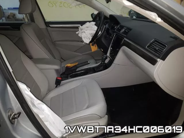 1VWBT7A34HC006019_5.webp