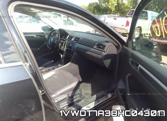 1VWDT7A38HC043017_5.webp