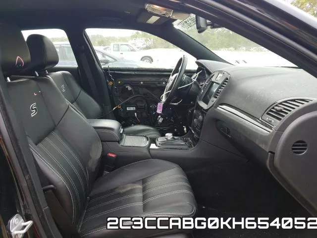 2C3CCABG0KH654052_5.webp
