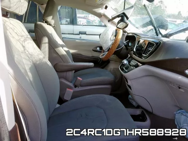 2C4RC1DG7HR588928_5.webp