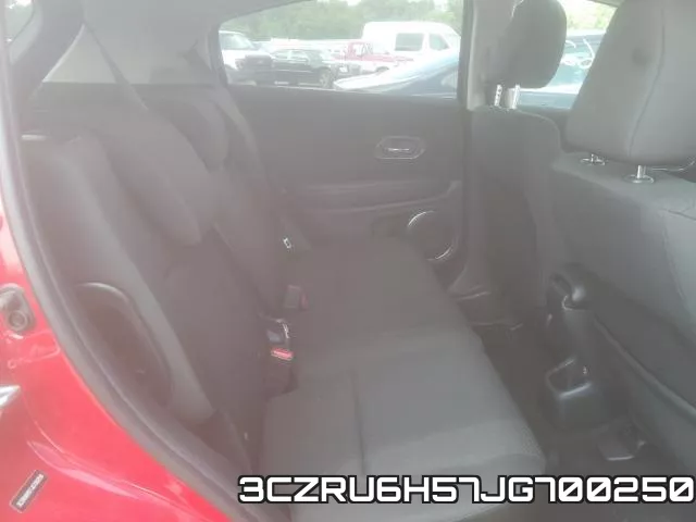 3CZRU6H57JG700250_6.webp