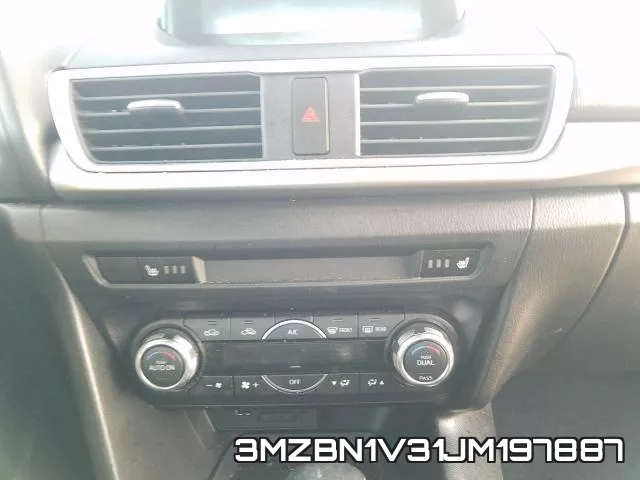 3MZBN1V31JM197887_9.webp