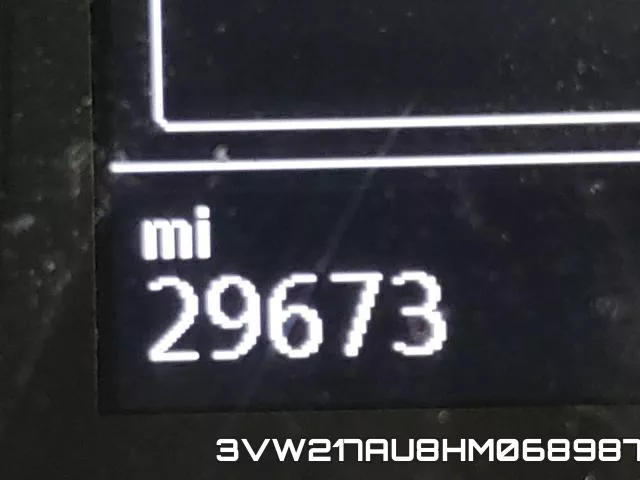 3VW217AU8HM068987_8.webp