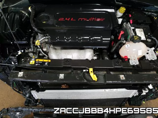 ZACCJBBB4HPE69585_7.webp