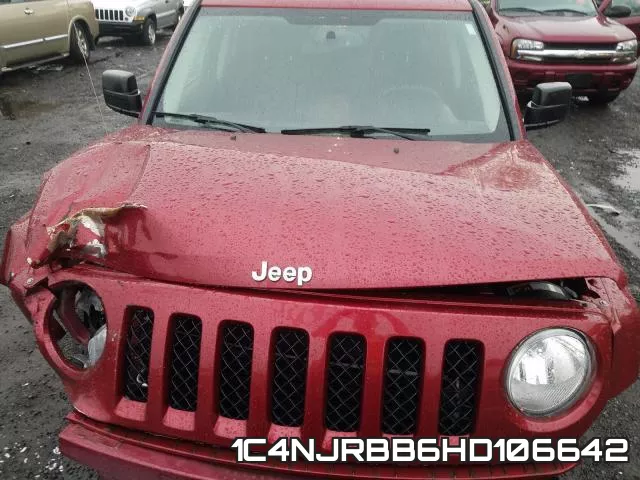 1C4NJRBB6HD106642_7.webp