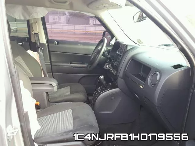 1C4NJRFB1HD179556_5.webp