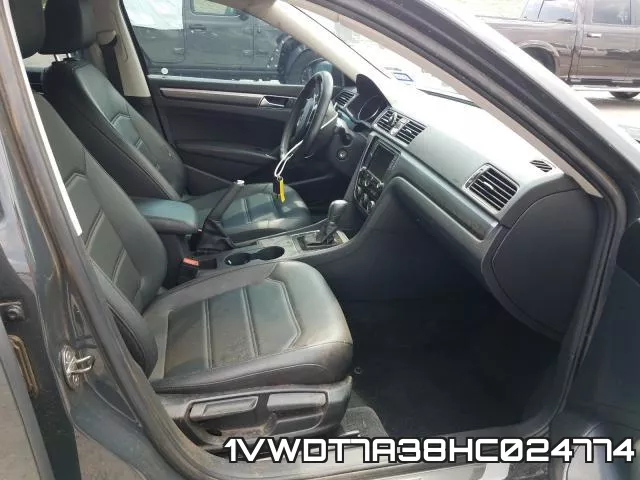 1VWDT7A38HC024774