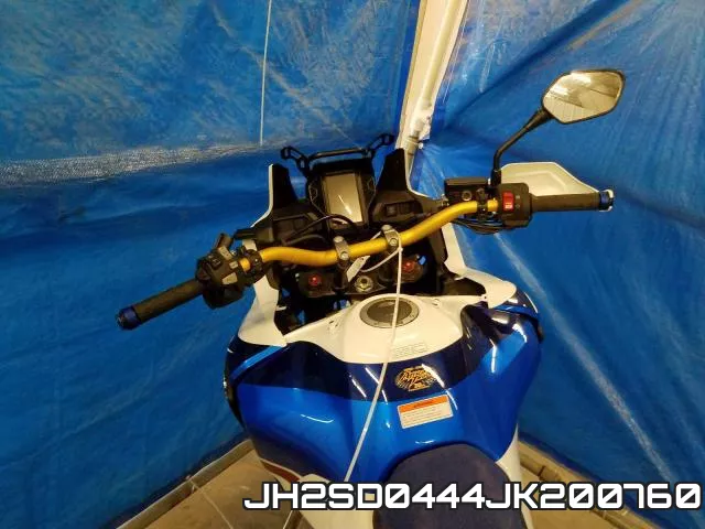 JH2SD0444JK200760_5.webp