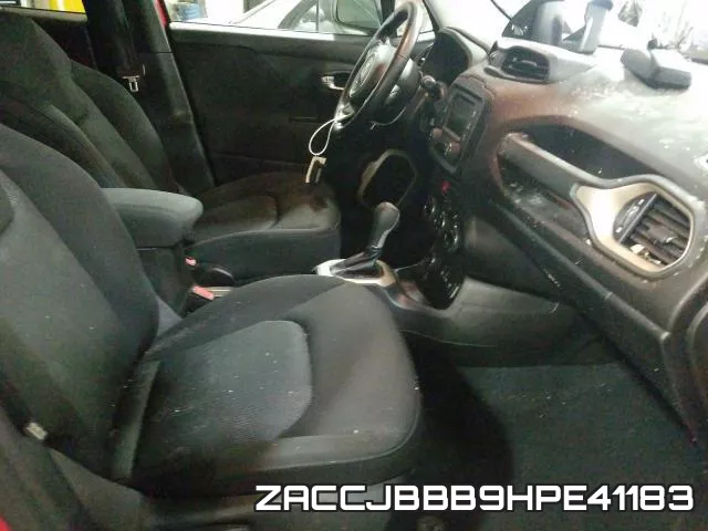 ZACCJBBB9HPE41183_5.webp