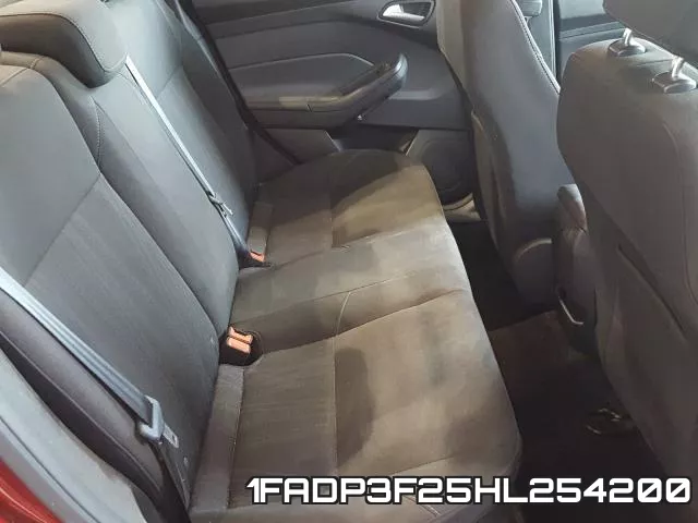 1FADP3F25HL254200_6.webp