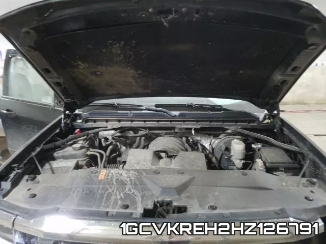 1GCVKREH2HZ126791_7.webp