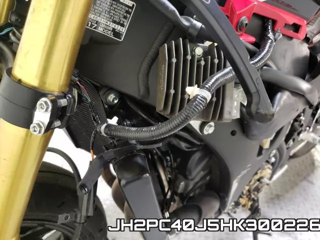JH2PC40J5HK300226_9.webp