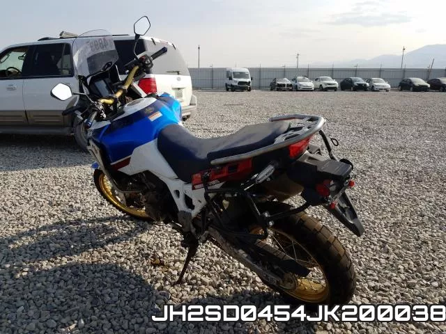 JH2SD0454JK200038