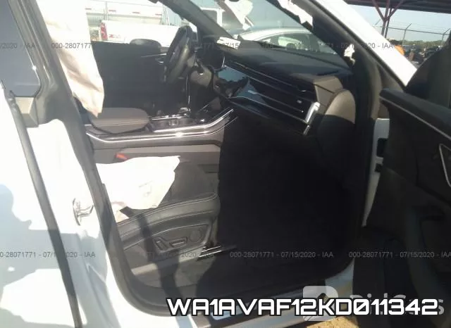 WA1AVAF12KD011342_5.webp