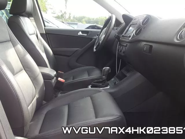 WVGUV7AX4HK023851_5.webp