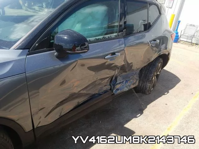 YV4162UM8K2143746_9.webp