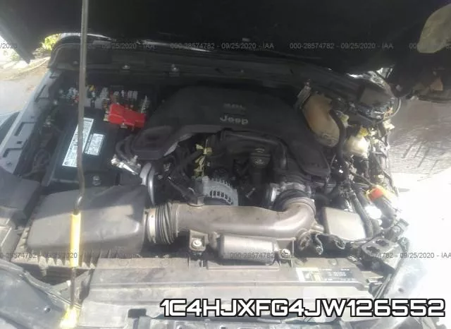 1C4HJXFG4JW126552_10.webp
