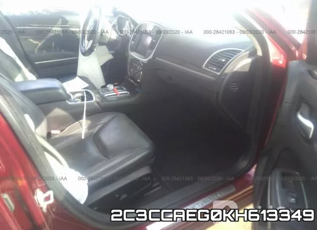 2C3CCAEG0KH613349_5.webp