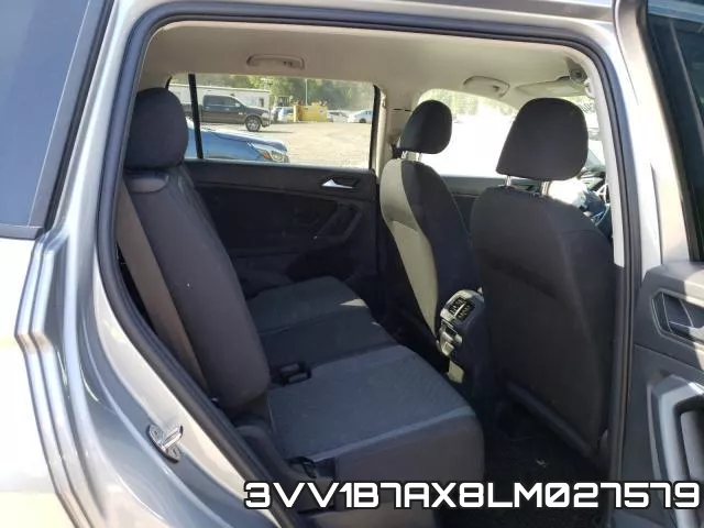 3VV1B7AX8LM027579_6.webp