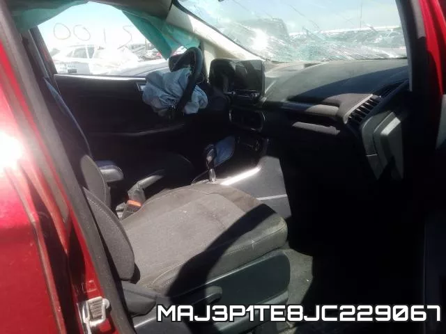 MAJ3P1TE8JC229067_5.webp