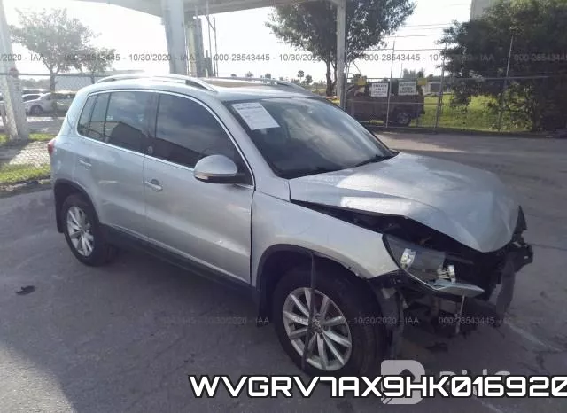 WVGRV7AX9HK016920_1.webp
