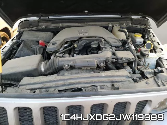 1C4HJXDG2JW119389_7.webp