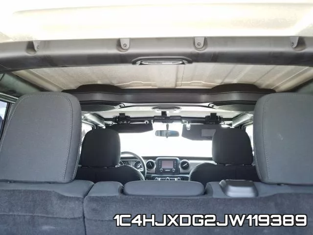 1C4HJXDG2JW119389_9.webp