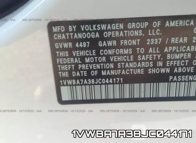 1VWBA7A38JC044171_9.webp