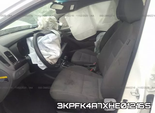 3KPFK4A7XHE012165_5.webp