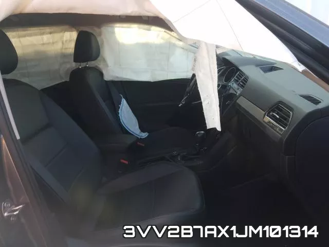 3VV2B7AX1JM101314_5.webp