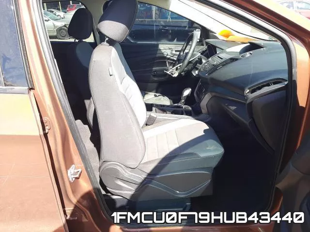 1FMCU0F79HUB43440_5.webp