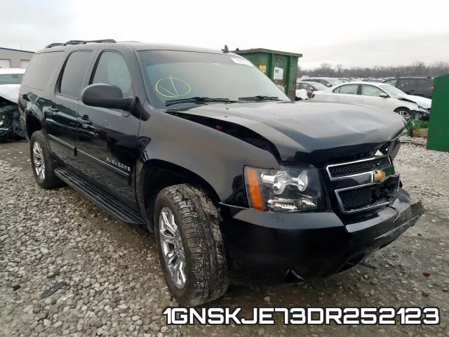 1GNSKJE73DR252123
