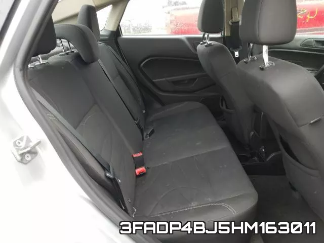 3FADP4BJ5HM163011_6.webp