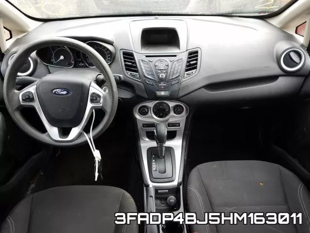 3FADP4BJ5HM163011_9.webp