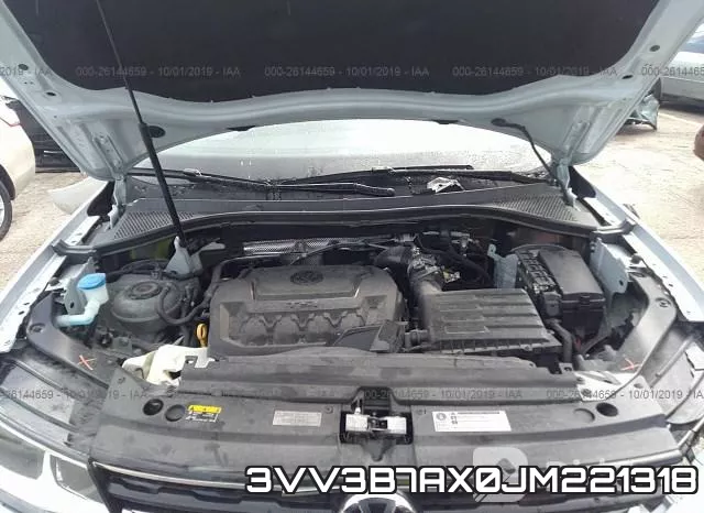 3VV3B7AX0JM221318_10.webp