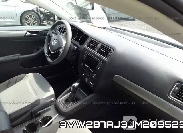 3VW2B7AJ3JM209523