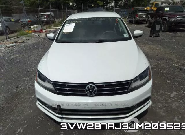 3VW2B7AJ3JM209523_6.webp