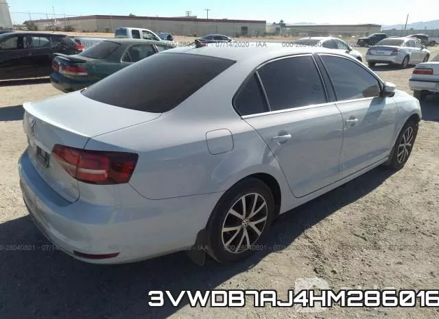 3VWDB7AJ4HM286016_4.webp